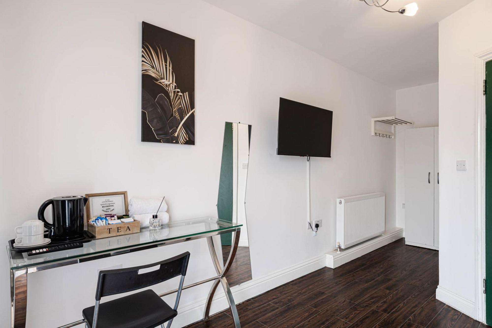 City Gate Guest House Londra Dış mekan fotoğraf
