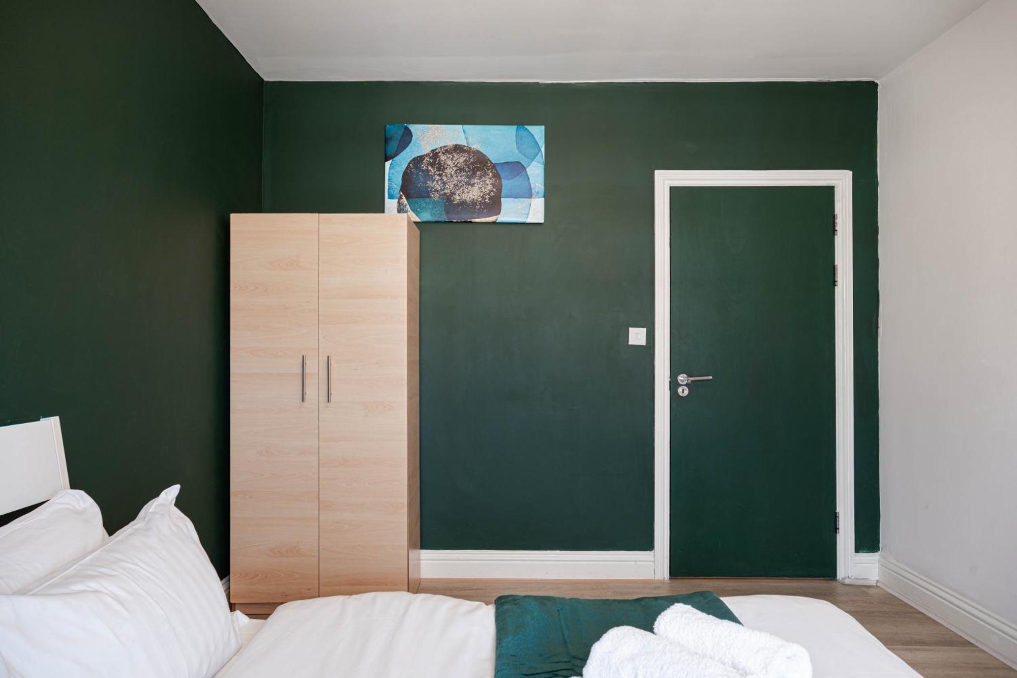 City Gate Guest House Londra Dış mekan fotoğraf
