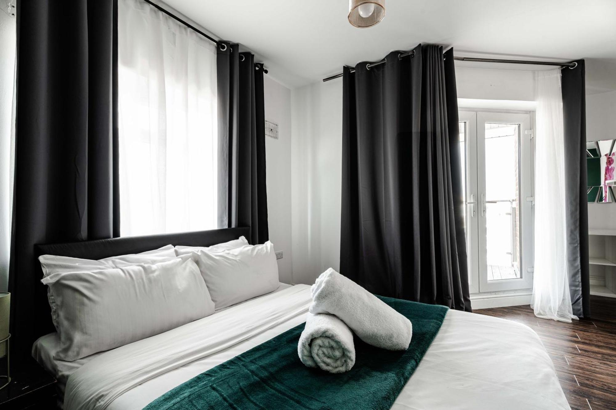 City Gate Guest House Londra Dış mekan fotoğraf