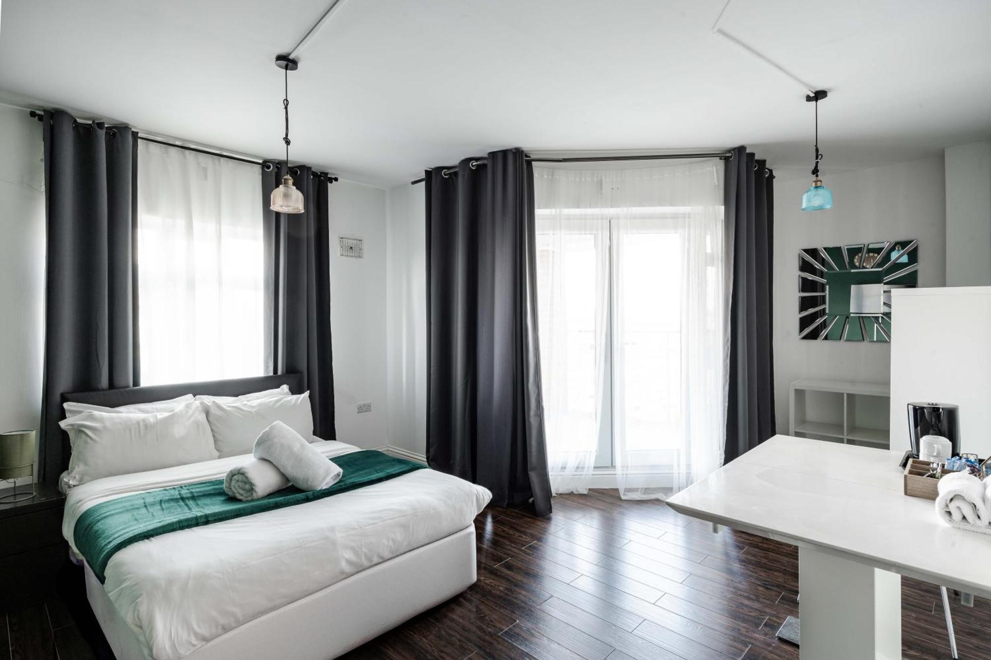 City Gate Guest House Londra Dış mekan fotoğraf